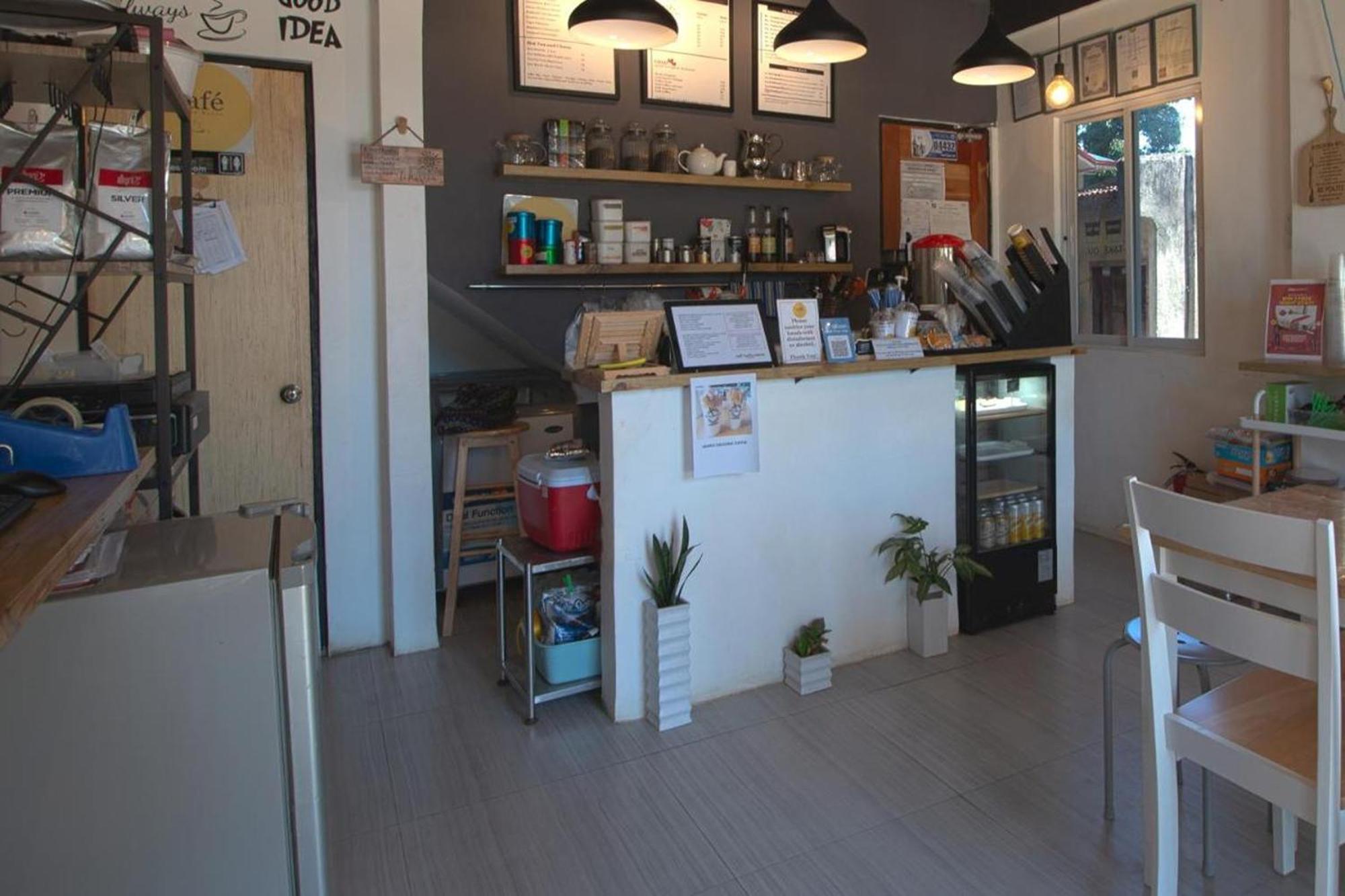 Hometel Barrio House Mactan 막탄 외부 사진