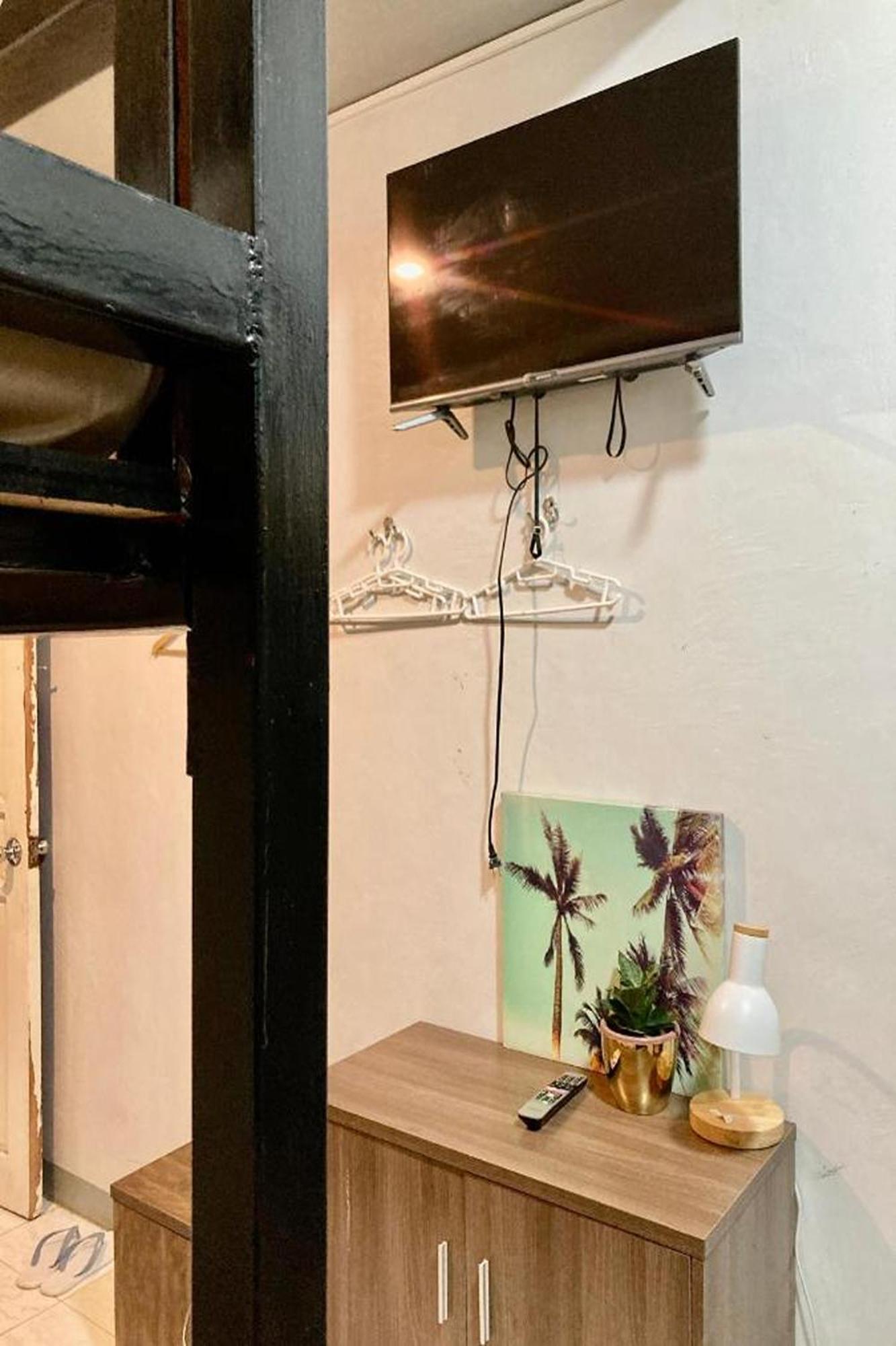 Hometel Barrio House Mactan 막탄 외부 사진